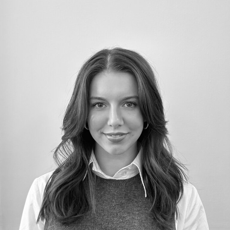 Ella- Golden Aviation